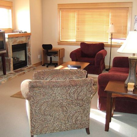 Red Mountain Village Condos Rossland Chambre photo