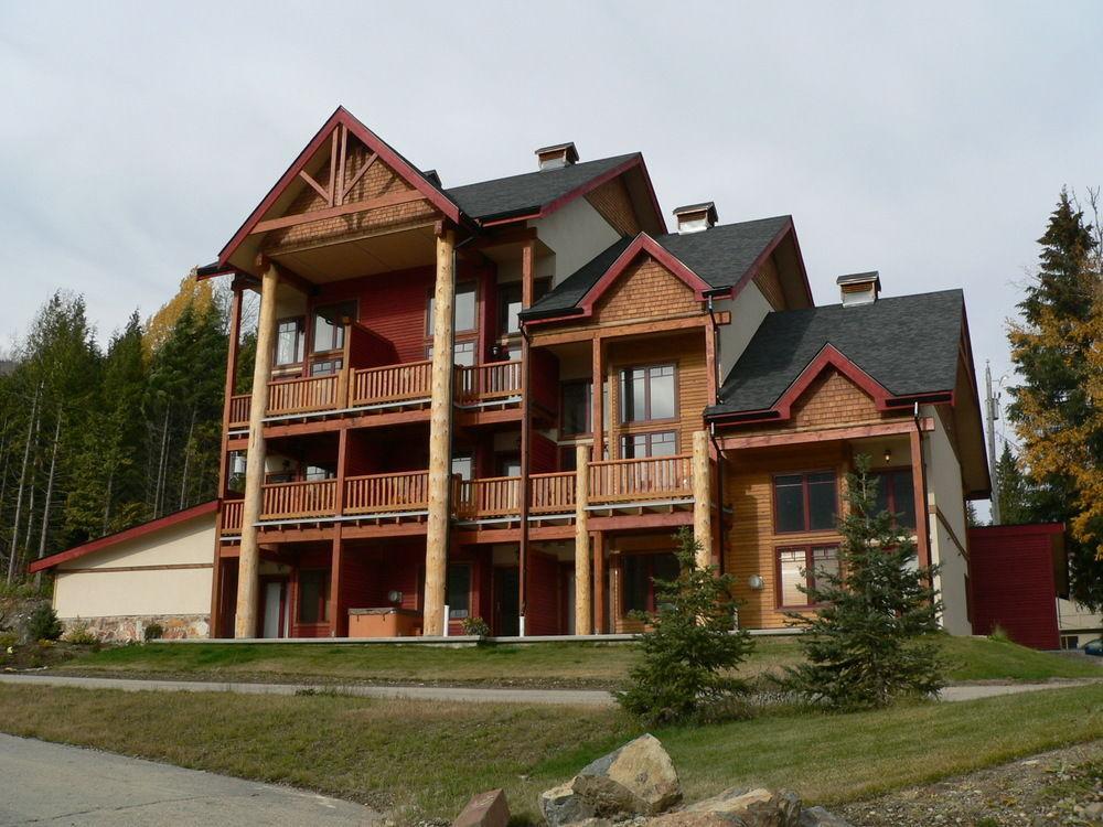 Red Mountain Village Condos Rossland Extérieur photo